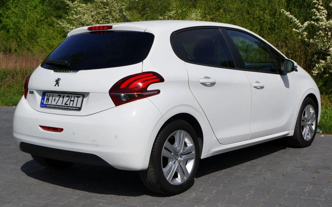 Peugeot 208 cena 35500 przebieg: 100000, rok produkcji 2018 z Warszawa małe 742